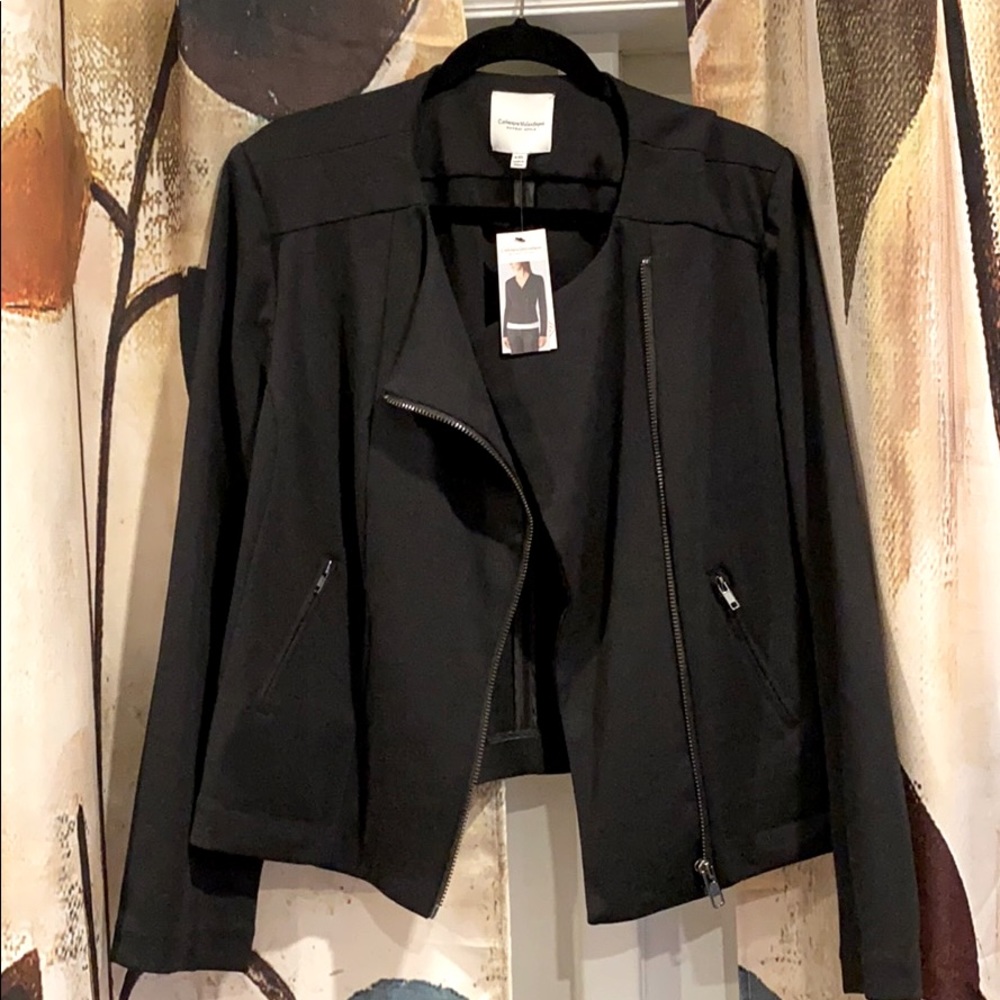 Black runway style tre chic jacket